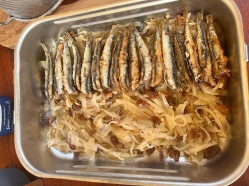 Sardine in Saor sind eines der …